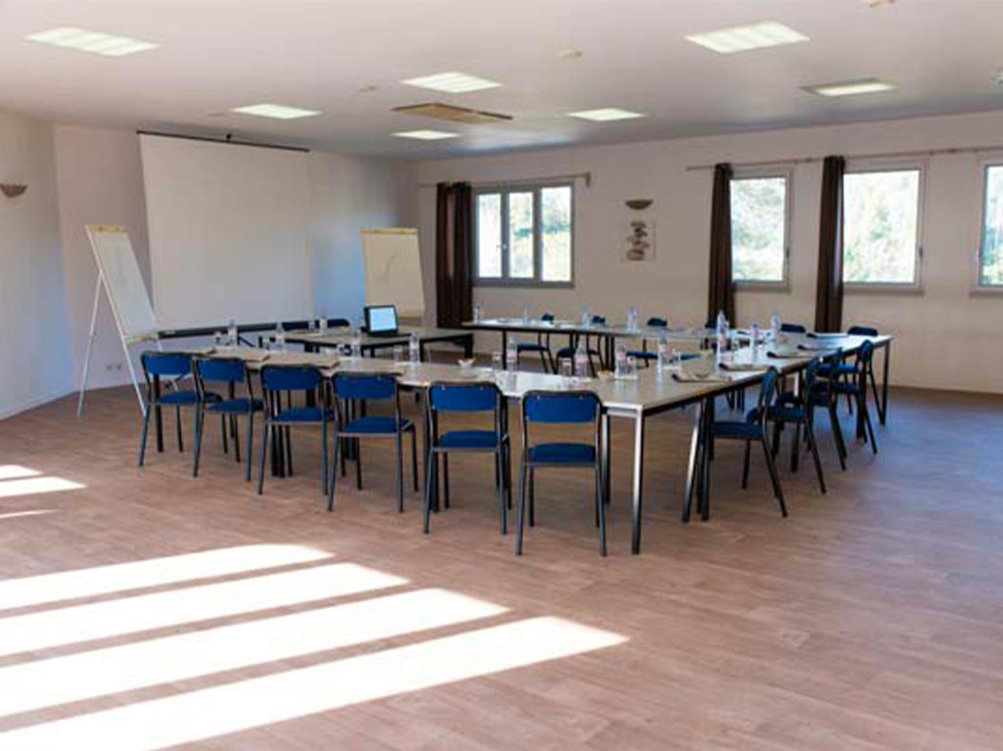 Hostellerie de l'Abbaye - salle séminaire