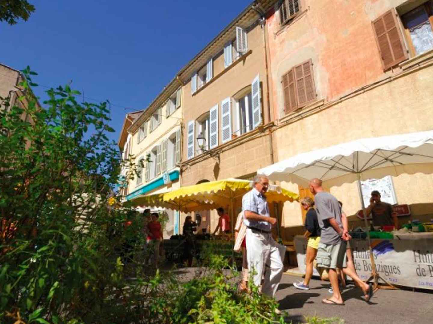 Hostellerie de l'Abbaye - Marché de Carcès
