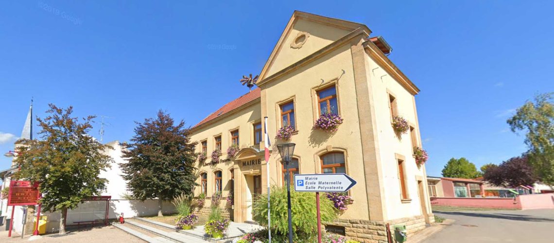 Revelation_moselle_kuntzig-Mairie